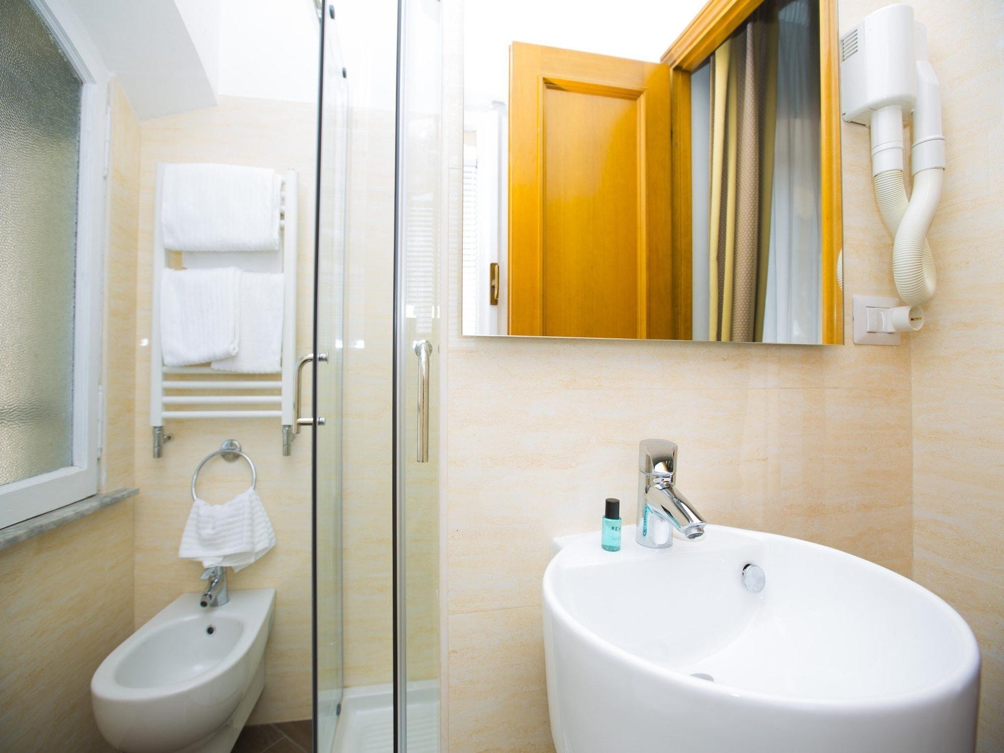 Hotel Residence Villa Tassoni Ρώμη Εξωτερικό φωτογραφία