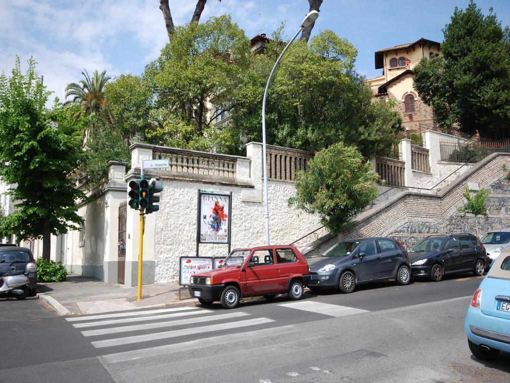 Hotel Residence Villa Tassoni Ρώμη Εξωτερικό φωτογραφία