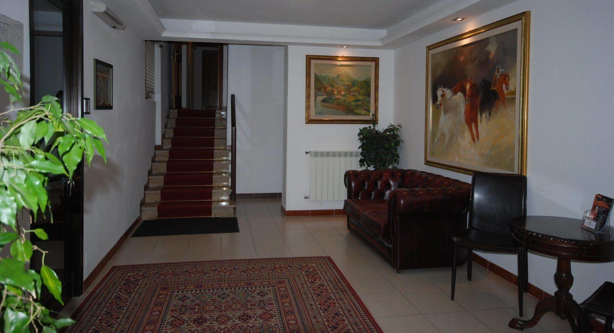 Hotel Residence Villa Tassoni Ρώμη Εξωτερικό φωτογραφία