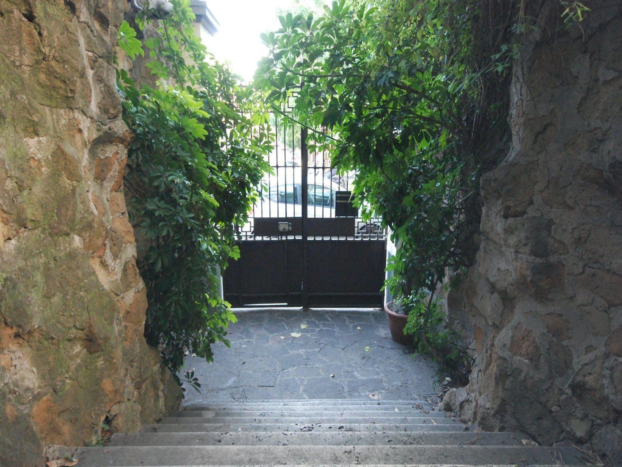 Hotel Residence Villa Tassoni Ρώμη Εξωτερικό φωτογραφία
